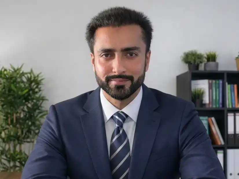 Waqar Naqvi New Image